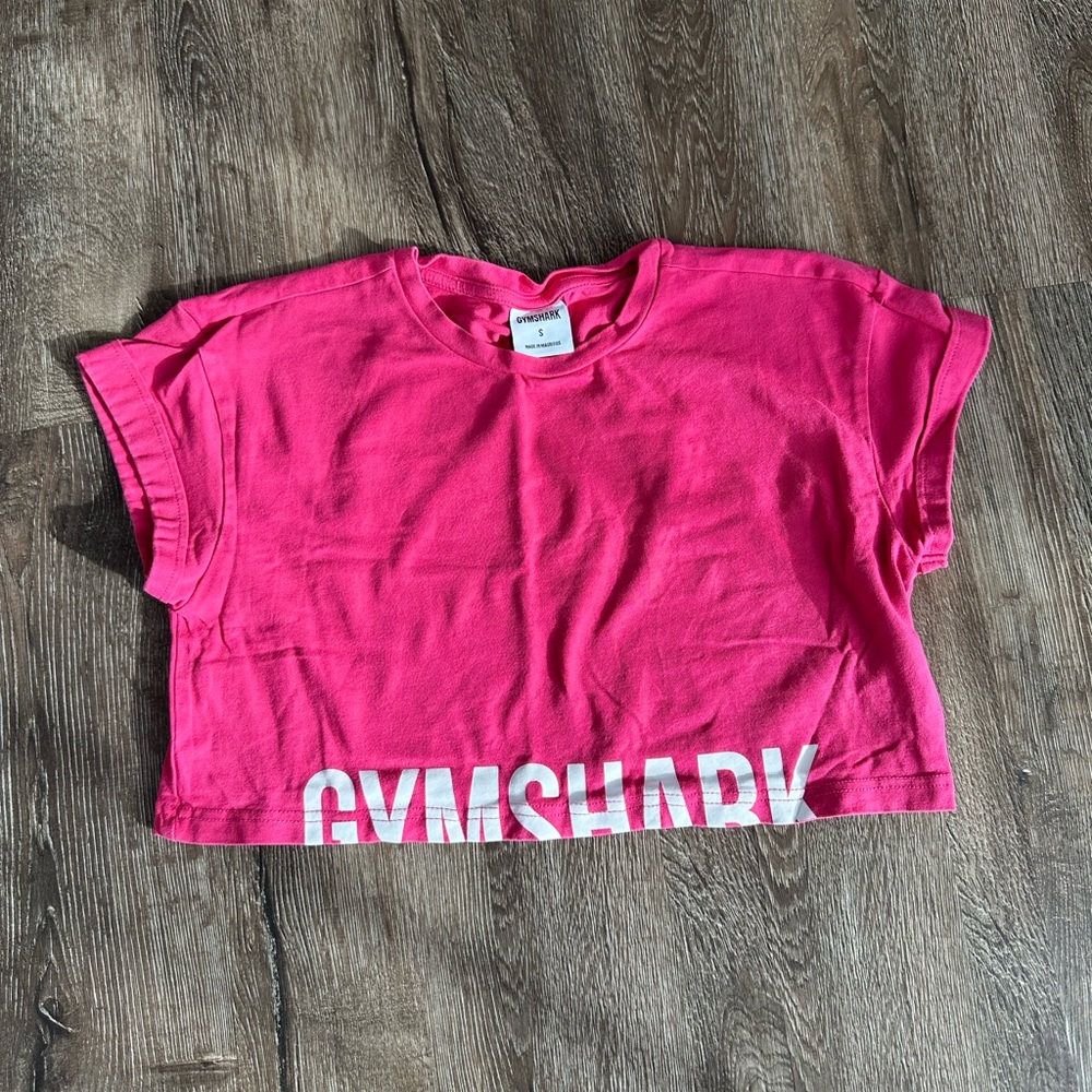 Gymshark cropped t-shirt